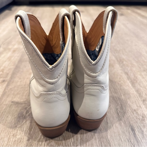 Dingo White Seguaro Leather Ankle Boots size 9.5 - Picture 5 of 8